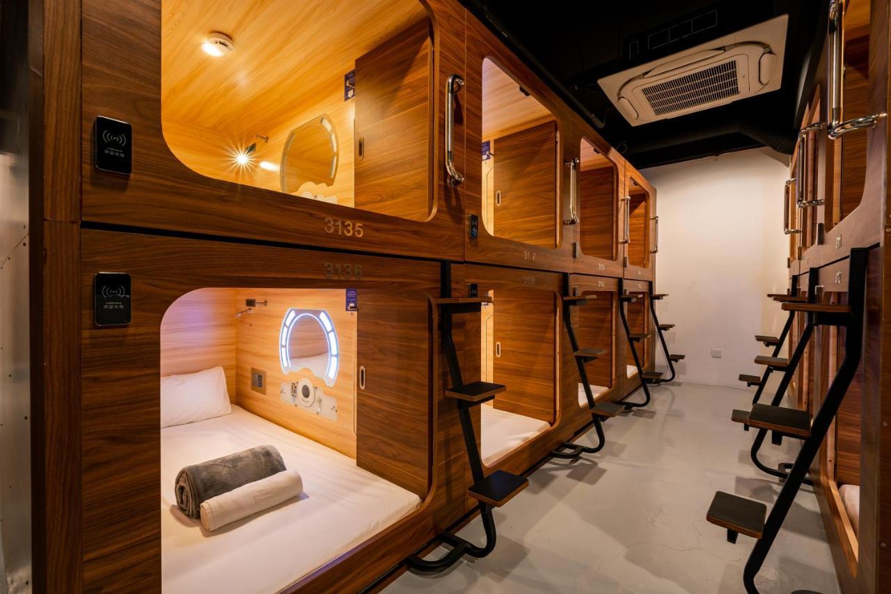 Jpod Capsule *